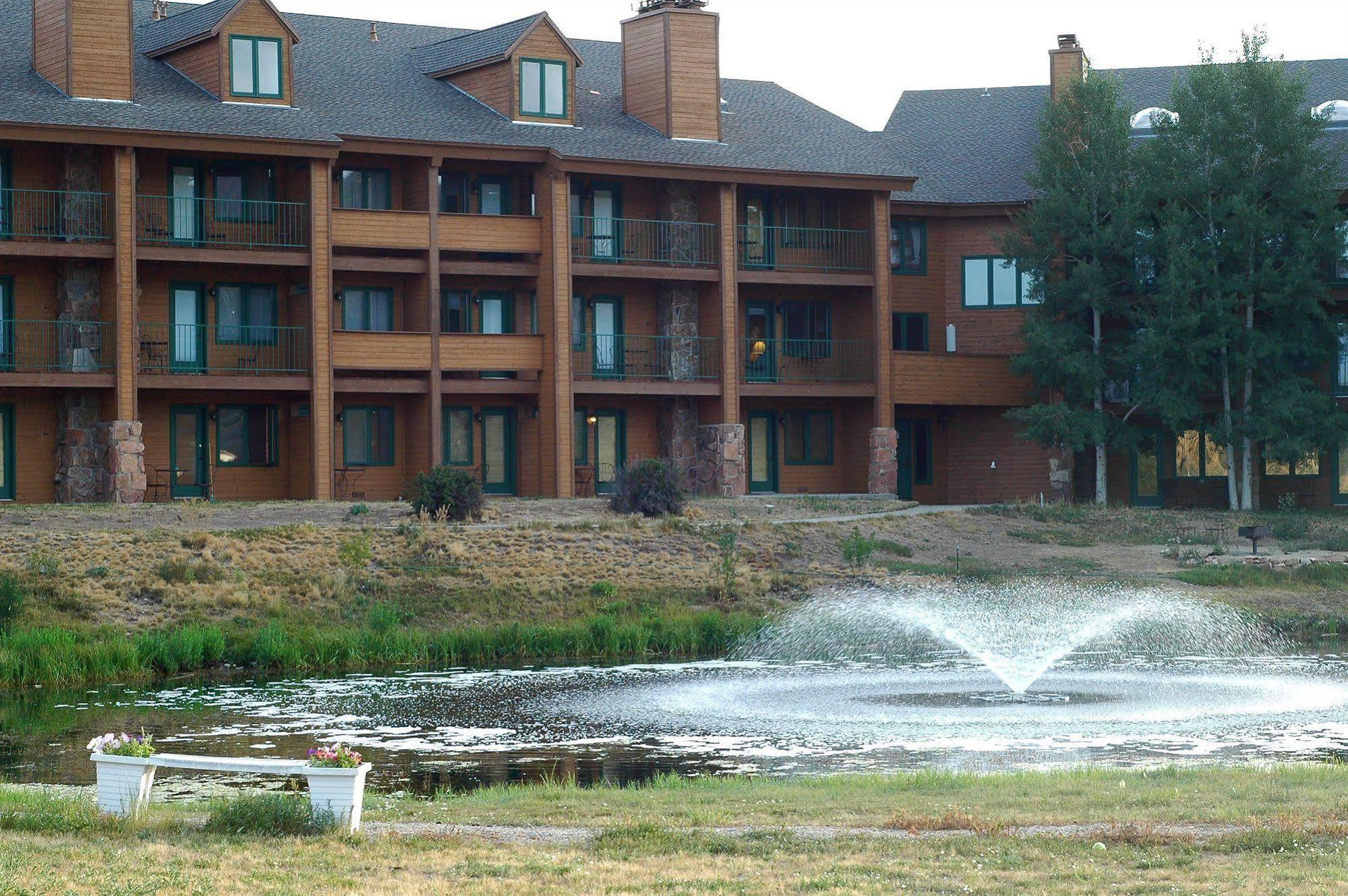 The Inn At Silvercreek Granby Extérieur photo